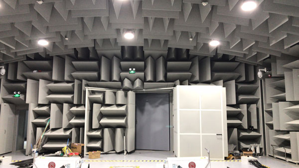 深入上海某消声室 探寻极致安静空间的奥秘
